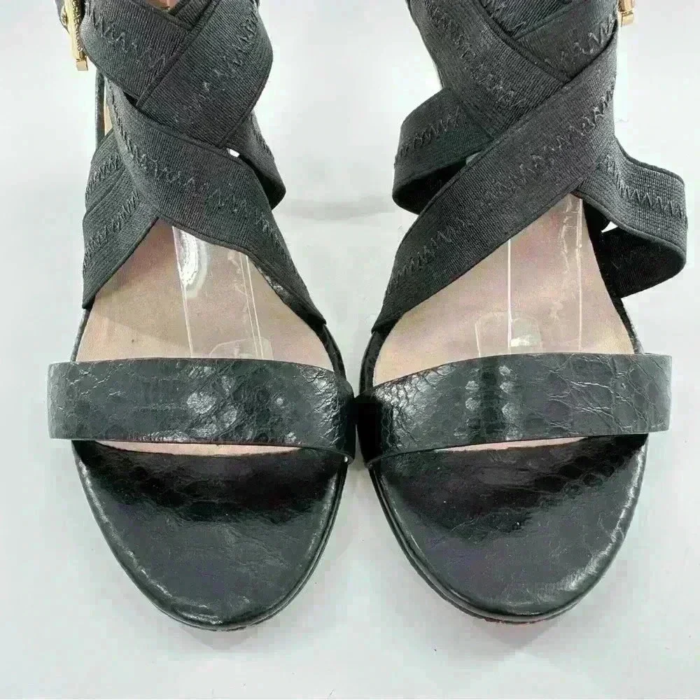Michael Michael Kors heels size 7 black leather snakeskin embossed cross cross